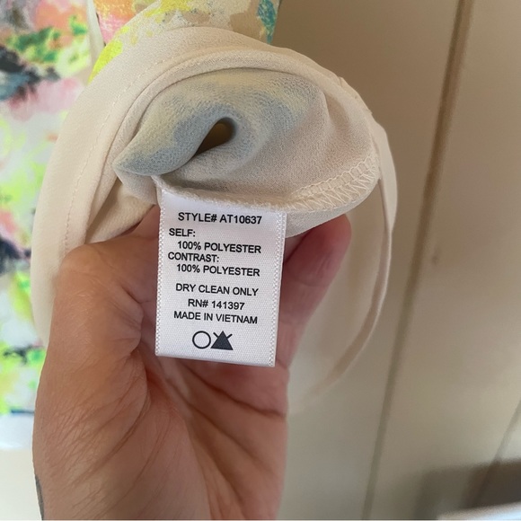 ASTR the Label Double Layer Camisole Tank Neon Abstract Floral Paint Size Medium - Picture 2 of 6